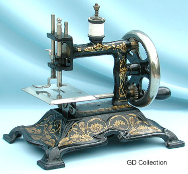 toy sewing machine - Muller 15